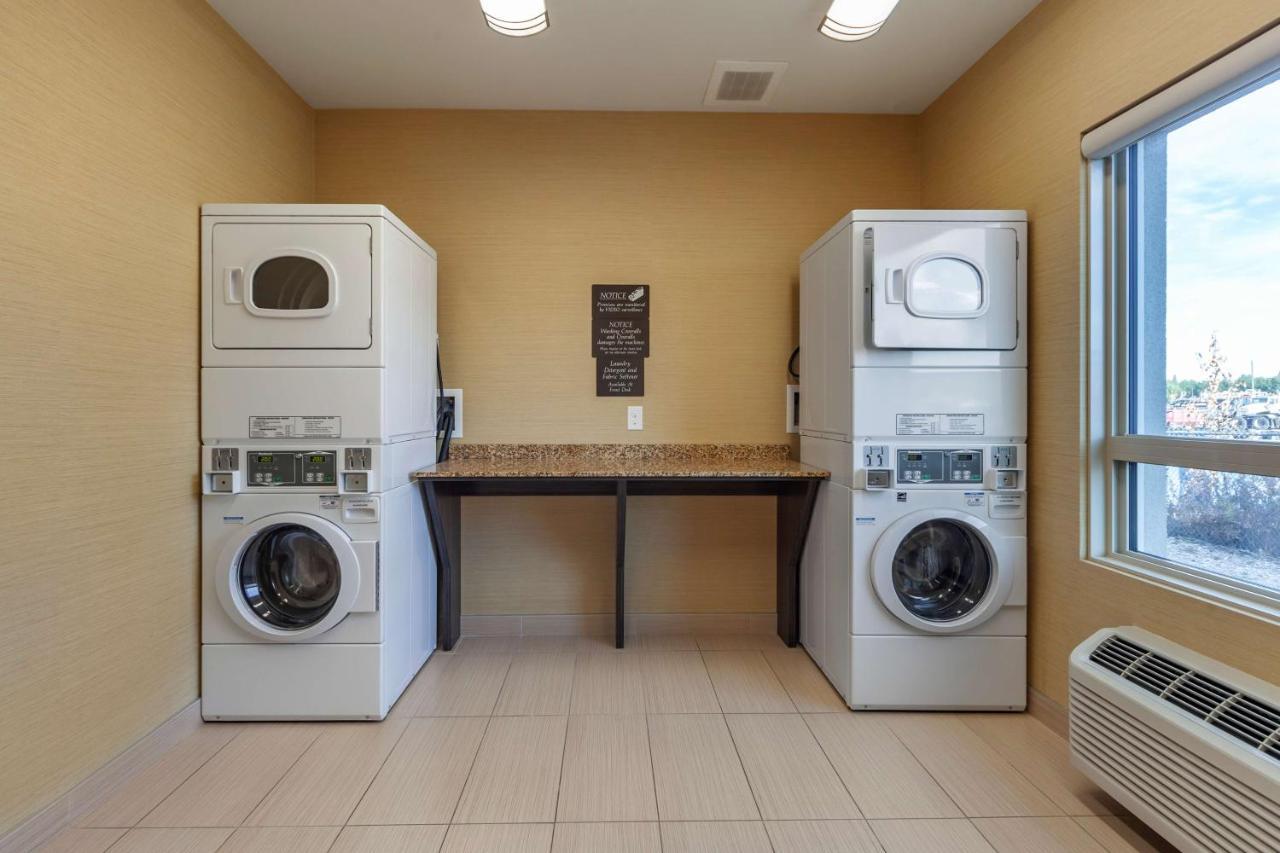 Best Western Plus Drayton Valley All Suites Exterior foto